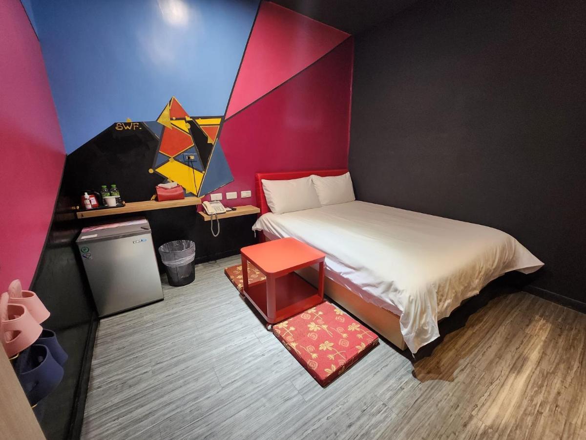 Swf淡水新五福旅館 Sinwufu Hotel المظهر الخارجي الصورة