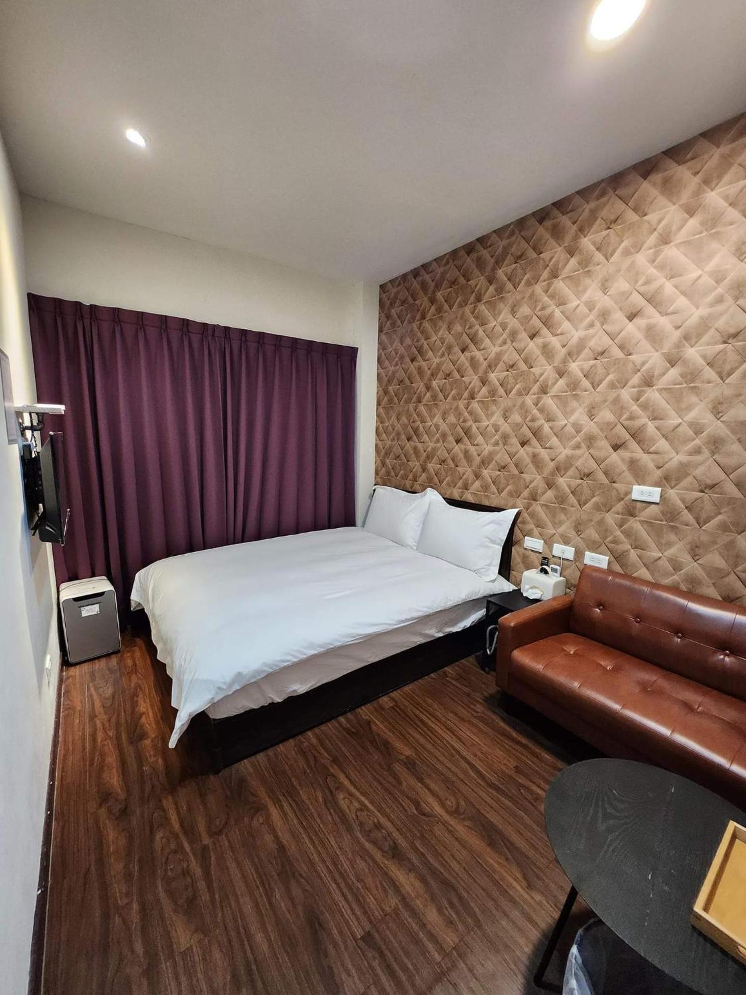 Swf淡水新五福旅館 Sinwufu Hotel المظهر الخارجي الصورة