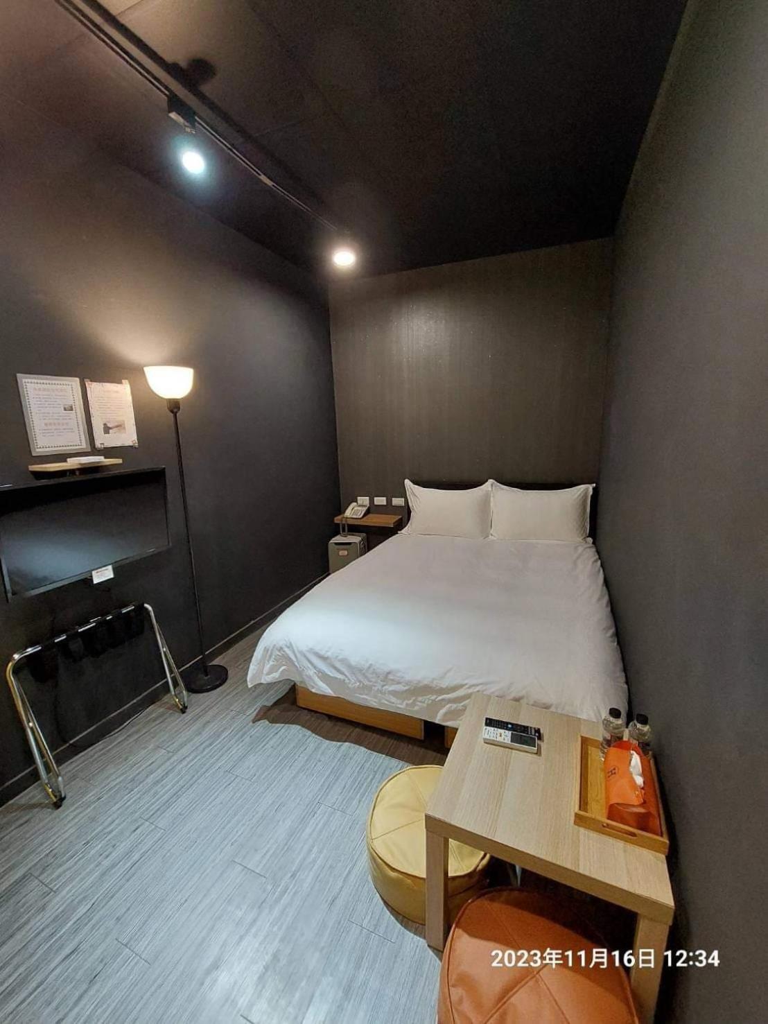 Swf淡水新五福旅館 Sinwufu Hotel المظهر الخارجي الصورة